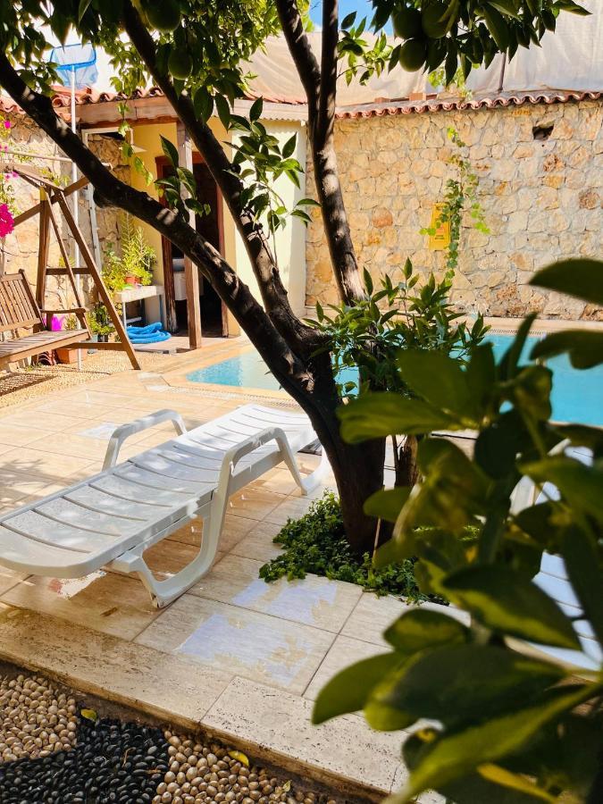 Kaleici Hotel Antalia Esterno foto