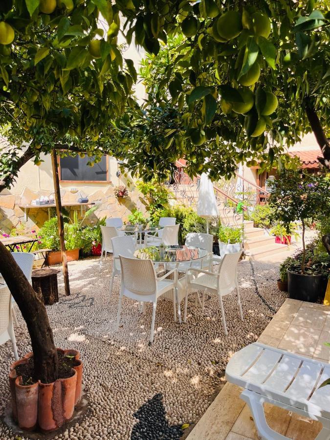 Kaleici Hotel Antalia Esterno foto