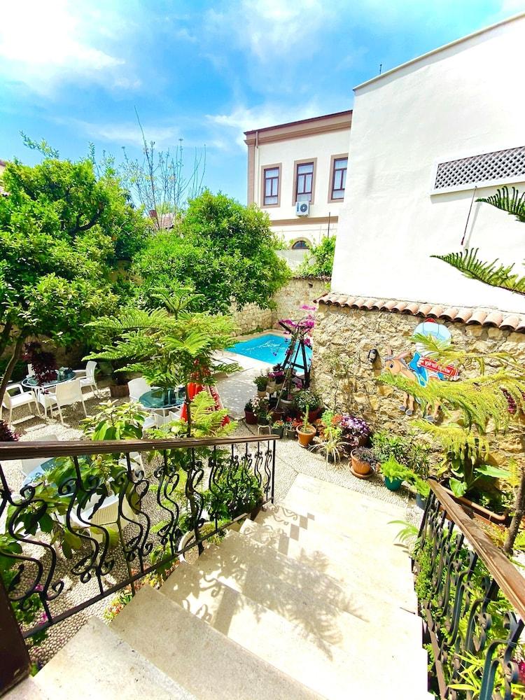 Kaleici Hotel Antalia Esterno foto